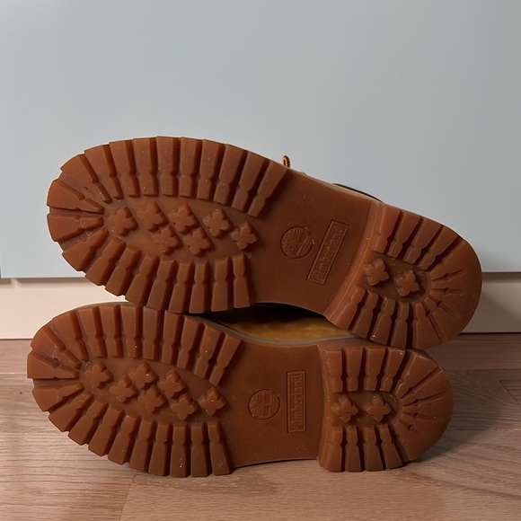 Timberland 6" Premium Waterproof Boots
Boys' Grade School - Picture 5 of 6